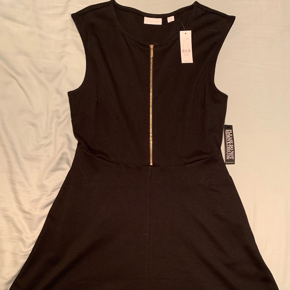 Black knee-length dress with zipper